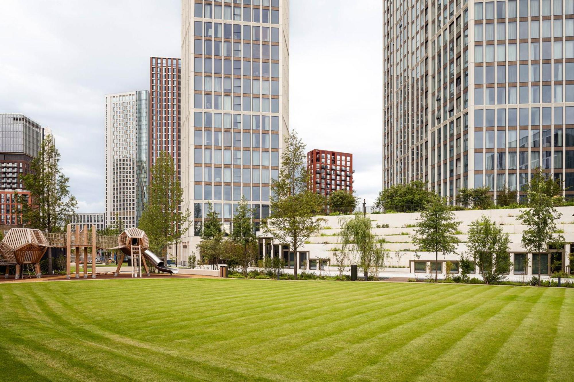 Duplex 3bed 3bath Modern Fast Wifi - Luxurylondonstays * Londen